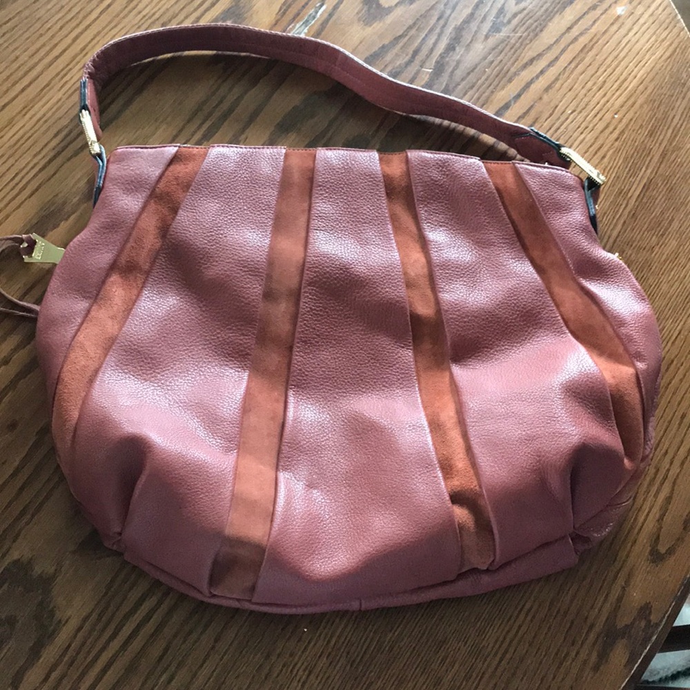 Aimee Krestenburg - image 1